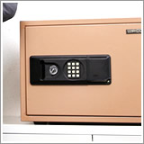 ���ɁE�X�[�c�P�[�X�E���̑�